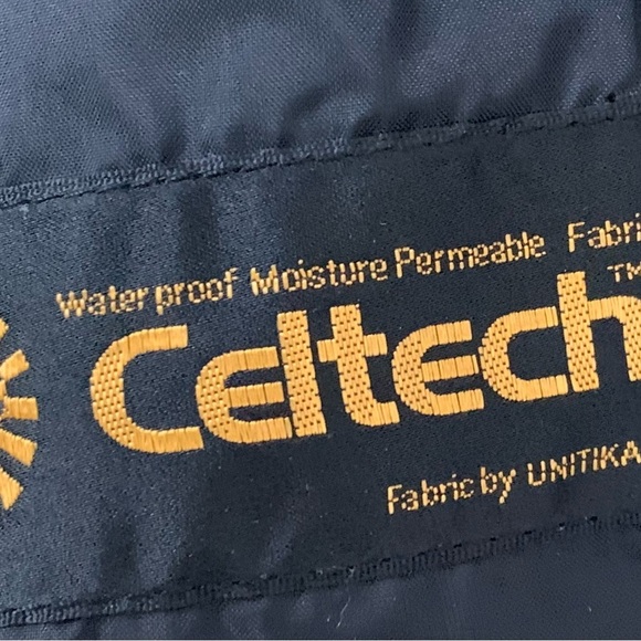 Waterproof Black and Green Jacket - Picture 7 of 12